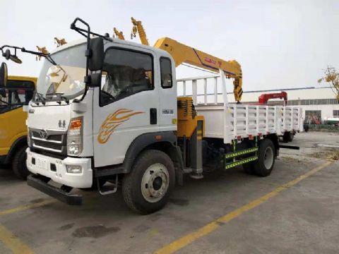 點(diǎn)擊查看詳細(xì)信息<br>標(biāo)題：5噸重汽豪曼隨車吊 閱讀次數(shù)：2377
