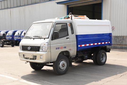 點(diǎn)擊查看詳細(xì)信息<br>標(biāo)題：4.5方汽油垃圾車 閱讀次數(shù)：2194