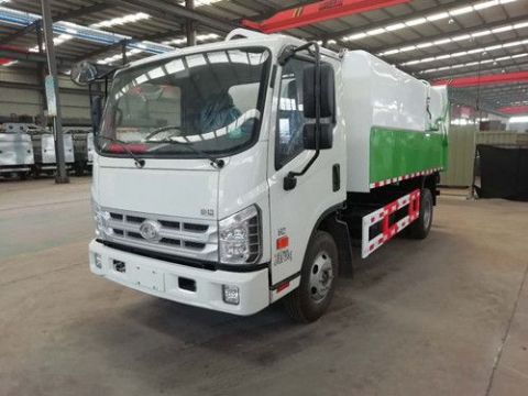 點(diǎn)擊查看詳細(xì)信息<br>標(biāo)題：9方柴油垃圾車 閱讀次數(shù)：3545
